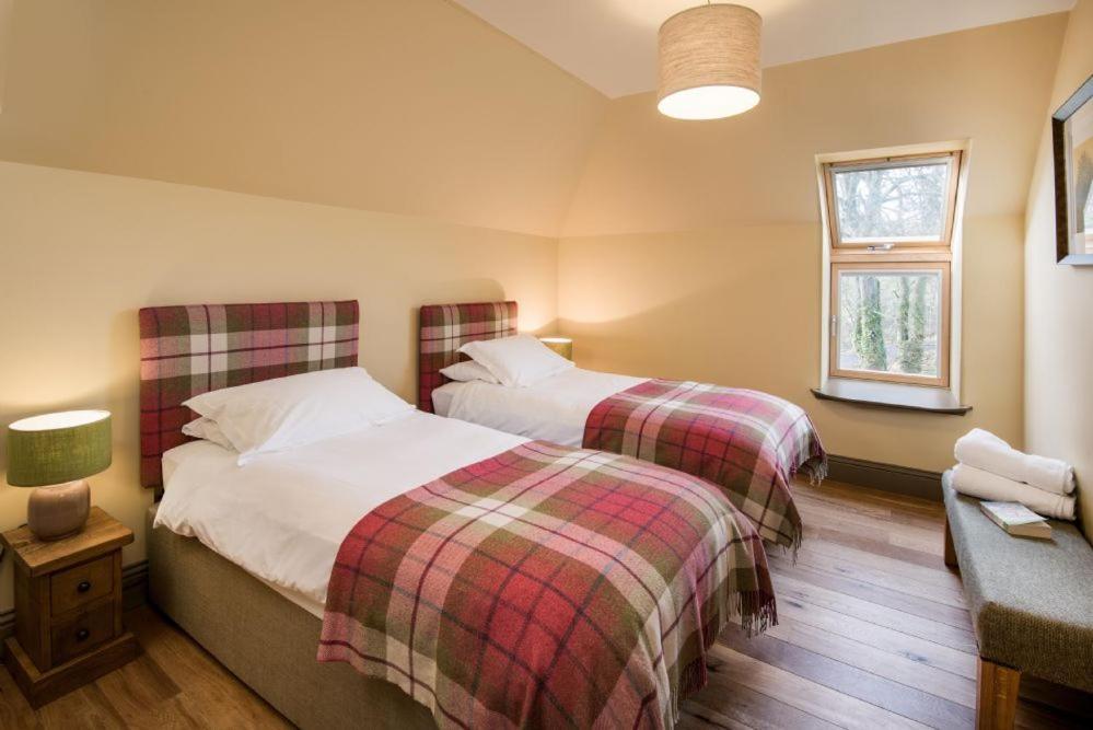 Dignity Villa Galashiels Bagian luar foto