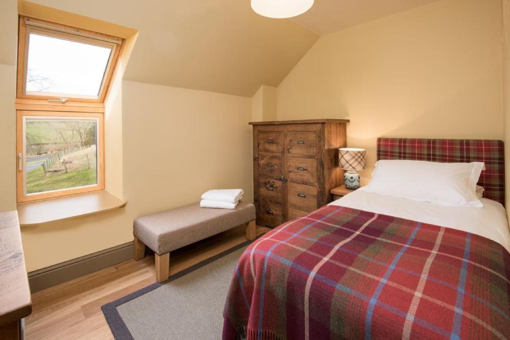 Dignity Villa Galashiels Bagian luar foto